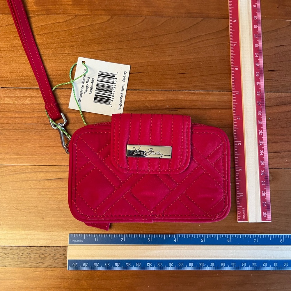 SALE Vera Bradley Smartphone Wristlet 2.0 pictures for measurements. Tango Red